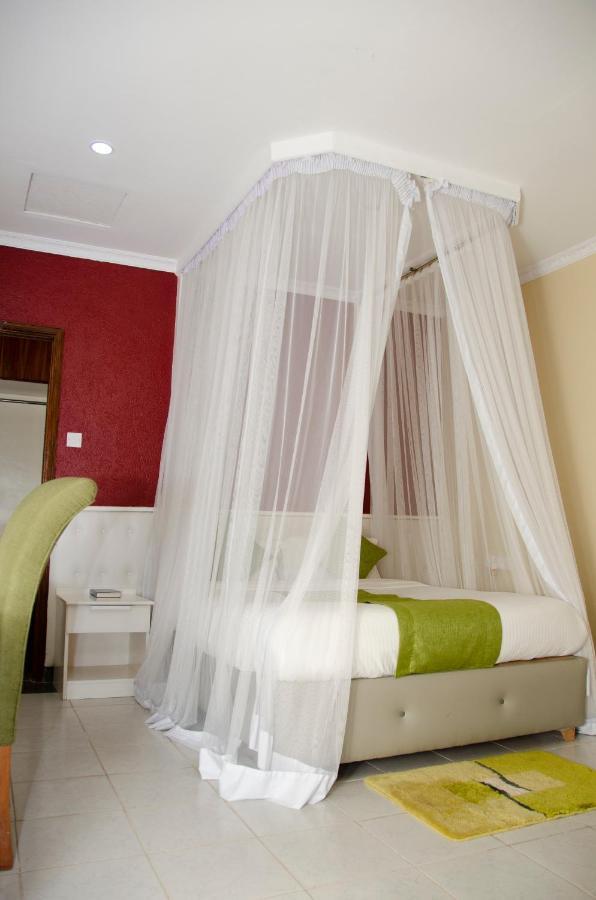 The Noble Hotel & Conference Centre إلدوريت المظهر الخارجي الصورة